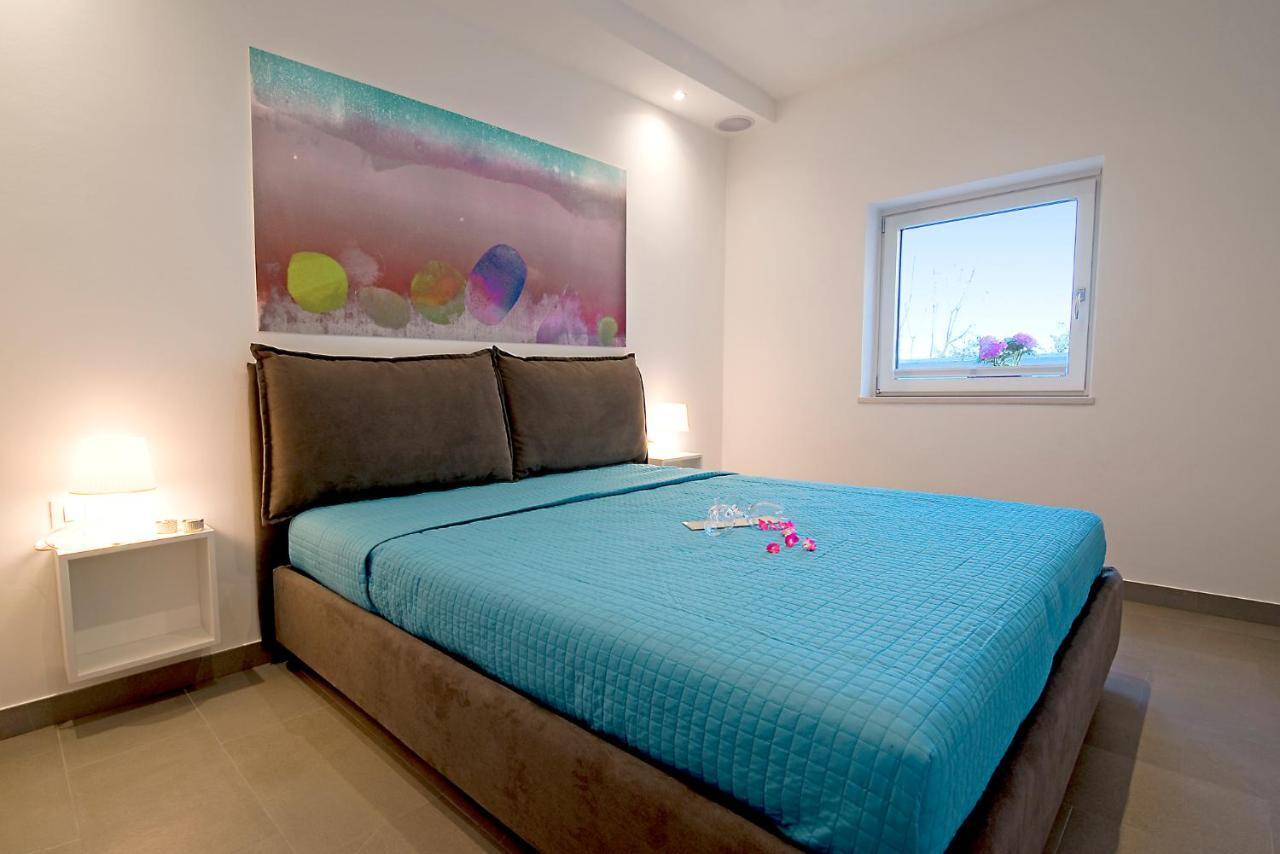 Holiday Home M1 & M2 Pula Phòng bức ảnh